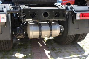 一汽解放青汽 悍V重卡 南方版 375馬力 6X4 國五牽引車(CA4256P1K2T1E5A80)