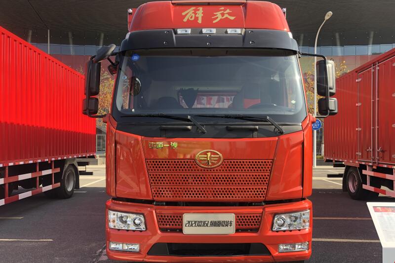 一汽解放 J6L 2019款質(zhì)惠版 240馬力 4X2 國(guó)五 6.8米廂式載貨車(CA5180XXYP62K1L4E5)