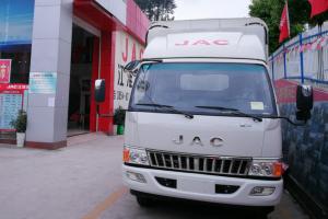 江淮 駿鈴E6 156馬力 3.905米 國(guó)五排半倉(cāng)柵式輕卡載貨車(HFC5043CCYP91K2C2V)