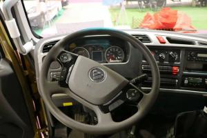 福田 奧鈴大黃蜂 210馬力 6.8米 國(guó)五排半欄板載貨車(chē)(BJ1186VKPFK-A1)