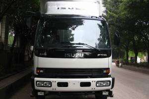 慶鈴 FTR系列中卡 205馬力 4X2 6.65米 國(guó)五排半欄板載貨車(chē)(QL1160VQFR)