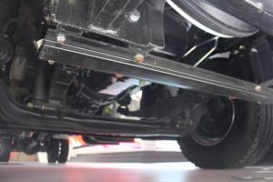 慶鈴 五十鈴巨咖 350馬力 4X2 9.6米 國(guó)五廂式載貨車(QL5080XXYU1VDR)