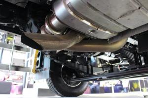 慶鈴 五十鈴巨咖 350馬力 4X2 9.6米 國(guó)五廂式載貨車(QL5080XXYU1VDR)