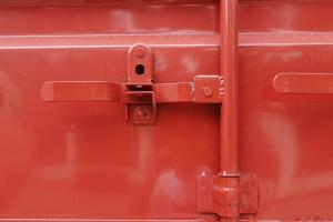 東風(fēng)商用車(chē) 天龍VL重卡 245馬力 6X2 9.6米 國(guó)五廂式載貨車(chē)(DFH5250XXYAX1V)