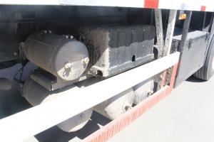東風(fēng)商用車 天龍重卡 245馬力 6X2 9.6米 國(guó)五廂式載貨車(DFH5250XXYAX1V)