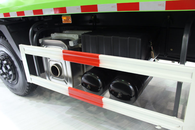東風(fēng)商用車(chē) 天龍KC重卡 385馬力 8X4 7.2米 國(guó)五自卸車(chē)(DFH3310A3)