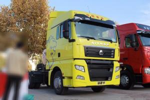 中國(guó)重汽 汕德卡SITRAK C7H重卡 430馬力 6X4 國(guó)五LNG牽引車(chē)(ZZ4256V384HE1LB)