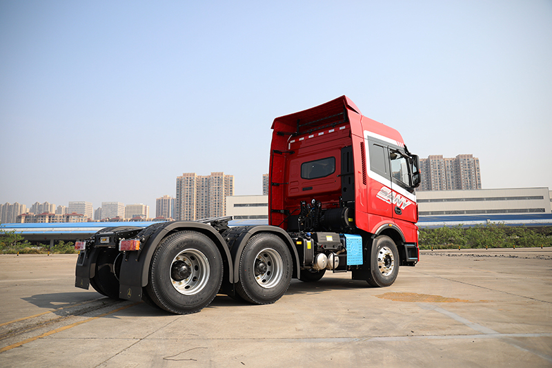 三一重卡 朱宏版 500馬力 6x4 國五 輕量化牽引車 （HQC4250T）