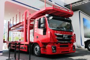 上汽紅巖 杰獅 290馬力 4X2 國(guó)五 中置軸轎運(yùn)車(CQ5186TCLHMVG681)
