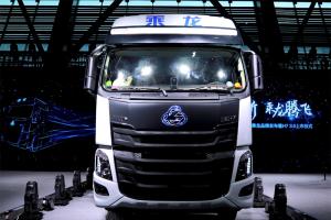 東風柳汽 乘龍H73.0 600馬力 6×4 國六 牽引車 （4H7CD60D33E6C）