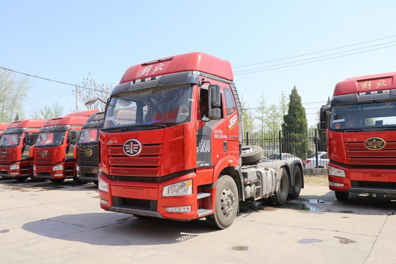 一汽解放 新J6P重卡 質(zhì)惠版 運煤款 380馬力 6X4 國六 牽引車(CA4250P66K25T1E6)