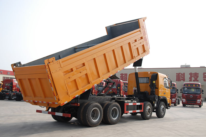 大運重卡 新N8E復(fù)合 350馬力 8X4 6.6米 國五 自卸車(12檔)(CGC3310D5DDAD)