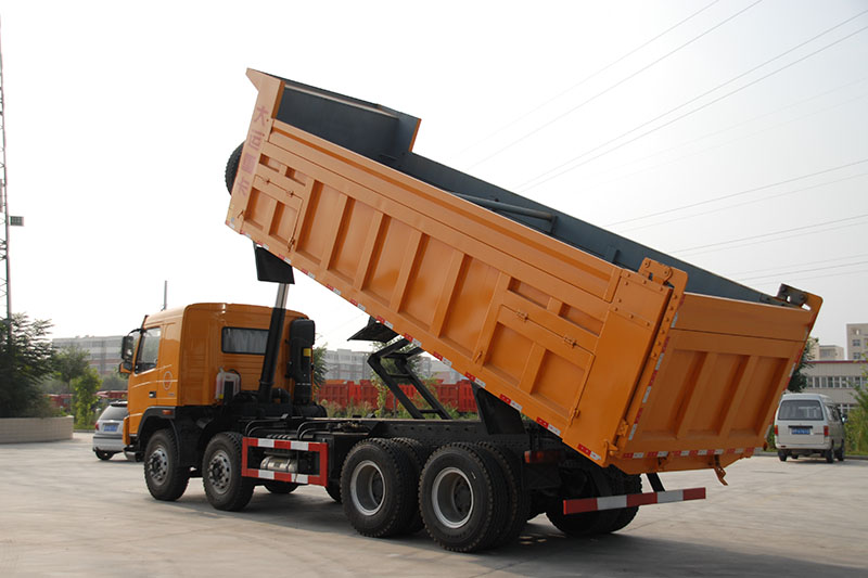 大運重卡 新N8E復(fù)合 350馬力 8X4 6.6米 國五 自卸車(12檔)(CGC3310D5DDAD)