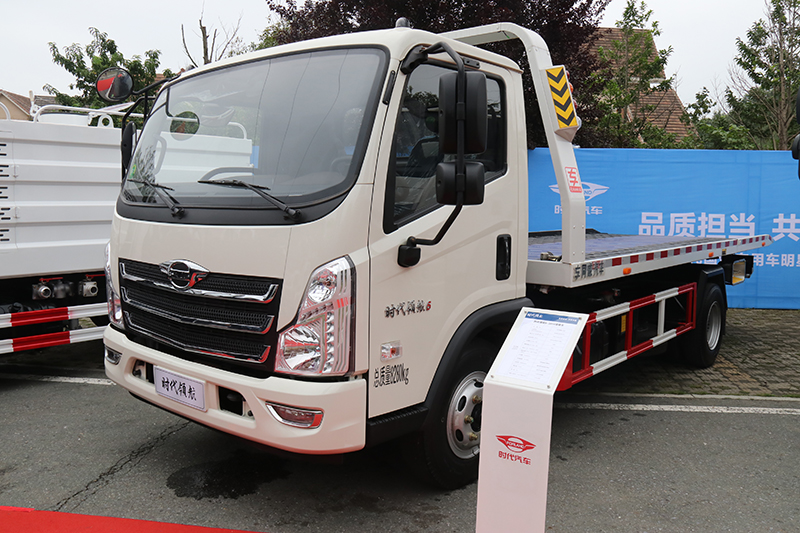 福田時(shí)代 領(lǐng)航6-3800 160馬力 4×2 國六 清障車（BJ5806TQZDJDA-01）