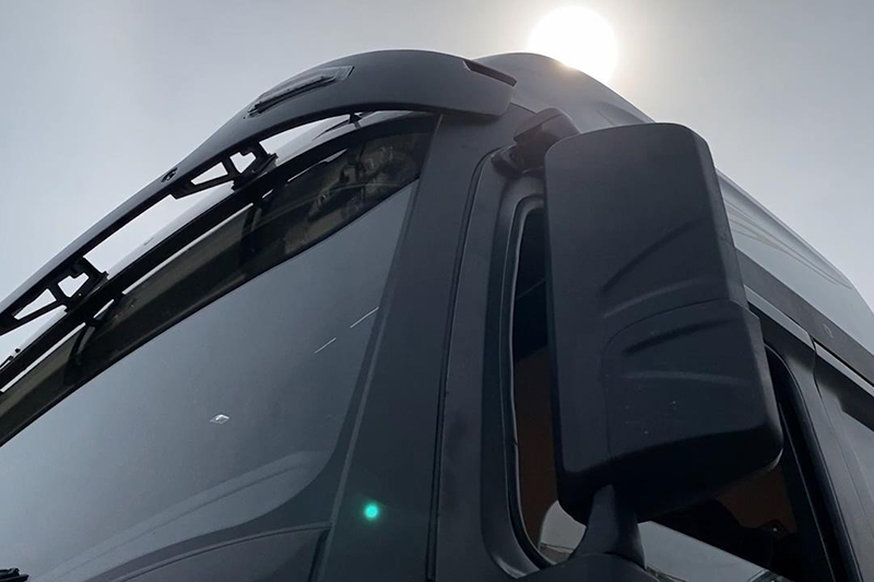 一汽凌源 滬尊S200 先鋒版 500馬力 6×4 國五牽引車（CAL4253C4F4E5）