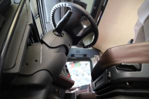 一汽凌源 滬尊S200 先鋒版 500馬力 6×4 國五牽引車（CAL4253C4F4E5）