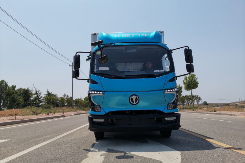 飛碟汽車 W5 130馬力 4×2 國(guó)六 4.18米 單排廂式載貨車（FD5040XXYW68K6-1）