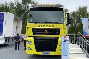中國(guó)重汽 汕德卡 600馬力 6×4 國(guó)六 牽引車(chē)（ZZ4256V324HF1B）