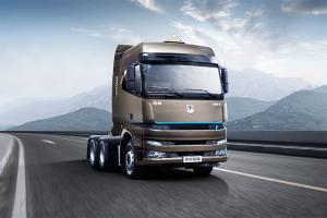遠(yuǎn)程汽車 甲醇危險(xiǎn)品運(yùn)輸重卡 316kw 6×4 國六 牽引車(DNC4250GMW6)
