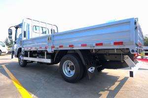 福田時(shí)代 領(lǐng)航M5 152馬力 4×2 國(guó)六 載貨車(chē)（LVBV3JBB1NE155381）