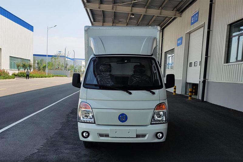 德力汽車 德帥V4 3.5T 3.5米單排純電動廂式輕卡(DLP5030XXYBEVT11)54.72kWh 