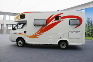 長(zhǎng)安跨越 D5 4×2 115馬力 國(guó)六 自動(dòng)擋 橫床 自行房車(chē)
