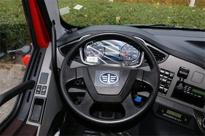 一汽解放 J6P重卡 復合型 350馬力 8X4 9.5米 國五欄板載貨車(CA1310P66K2L7T4E5)