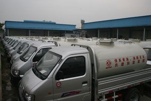 助力西部新農(nóng)村建設(shè) 百輛東風(fēng)沼氣車(chē)捐青海