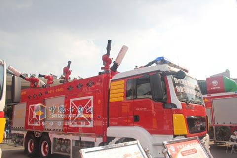 陜西銀河專(zhuān)利技術(shù)消防車(chē)