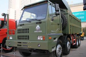 中國(guó)重汽首批LNG60礦車(chē)通過(guò)監(jiān)檢