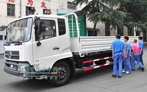 東風天錦寬車廂