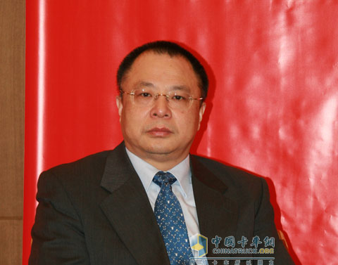 康明斯中國(guó)副董事長(zhǎng)兼康明斯中國(guó)戰(zhàn)略發(fā)展及合資合作執(zhí)行總監(jiān)劉曉星