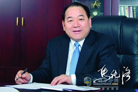 中國(guó)重型汽車集團(tuán)有限公司董事長(zhǎng)、黨委書(shū)記馬純濟(jì)