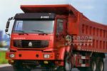 中國重汽為黃島用戶推介HOWO新品工程車 