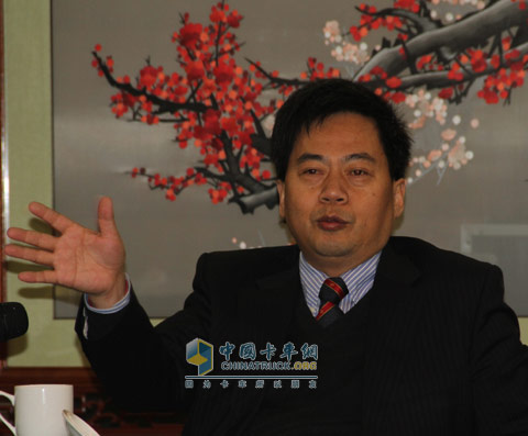 星馬汽車董事長劉漢如