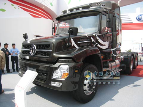 東風(fēng)天龍長(zhǎng)頭概念車