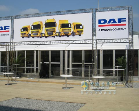 佩卡在第十四屆上海國(guó)際車展發(fā)布達(dá)夫品牌