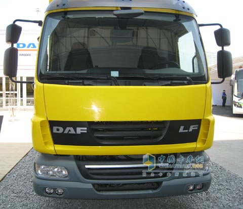 達(dá)夫LF卡車