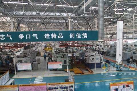 中國(guó)重汽車(chē)橋廠房