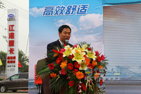 商用車重卡營銷公司副總經理夏雷
