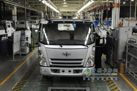一汽解放輕卡L330哈爾濱新廠下線