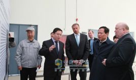 俄州長一行訪問福田汽車  意在俄投資建廠