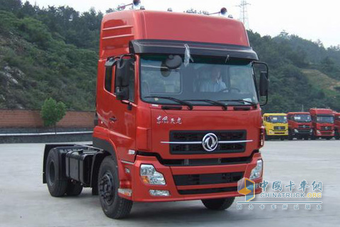 東風(fēng)天龍是王師傅卡車里的最愛